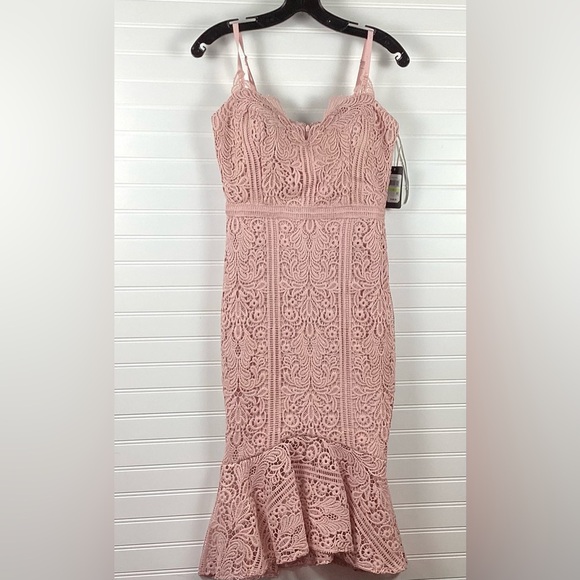 GUESS   NWT Textured Knit Slipdress  with lace Tgread detail Midi Dress Size 4 - Picture 3 of 14